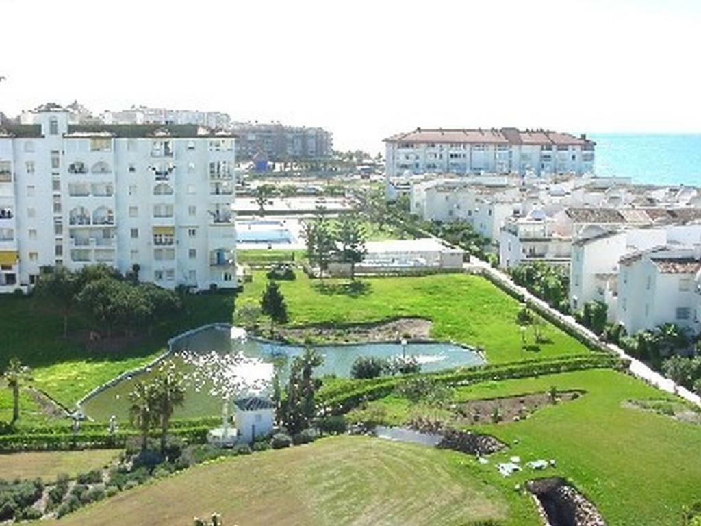 Apto. Urbanizacion Laguna Beach, 1ª Linea De Playa Torrox Εξωτερικό φωτογραφία